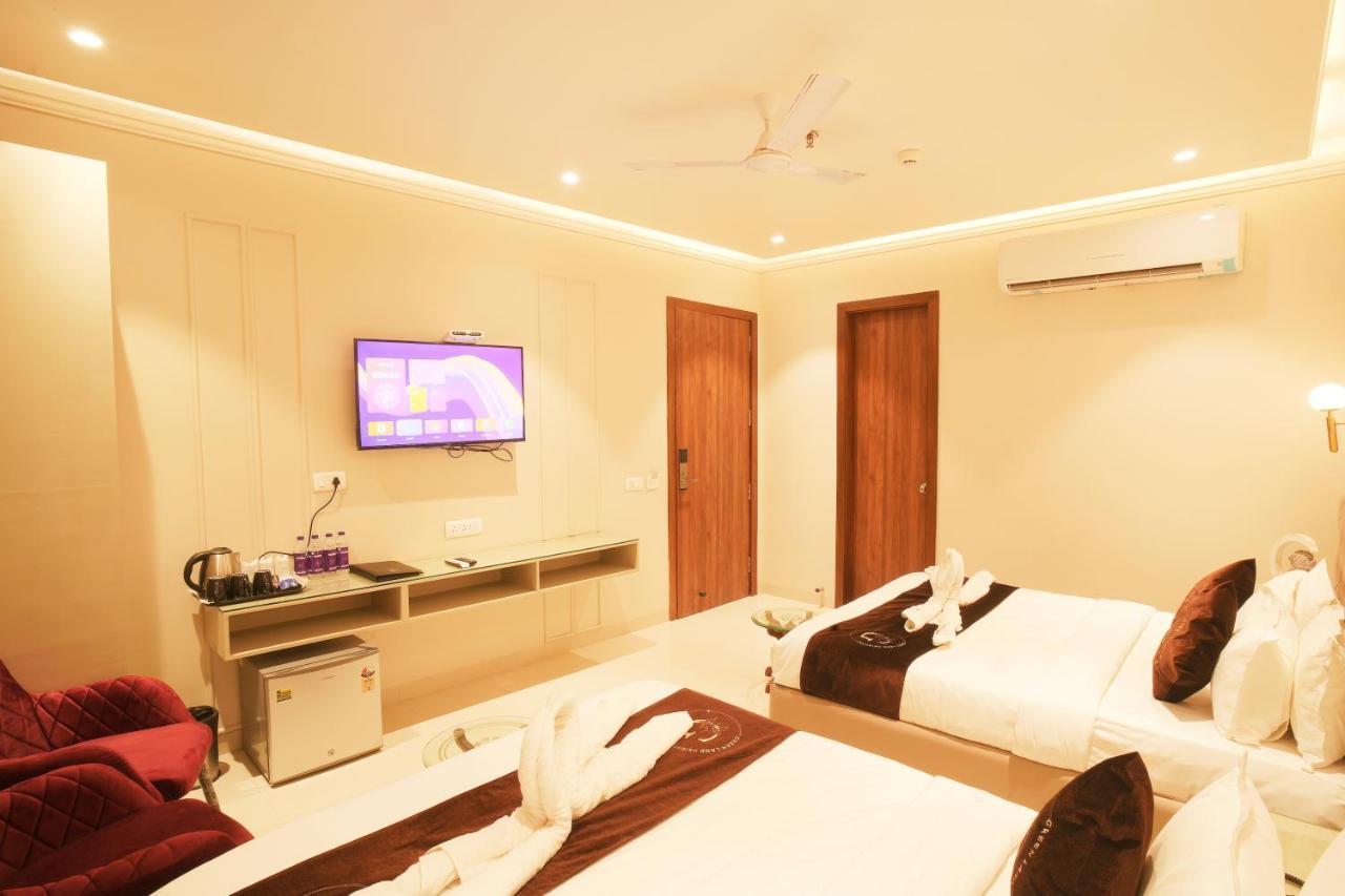 Hotel Green Land Heights อัมริตสา ภายนอก รูปภาพ