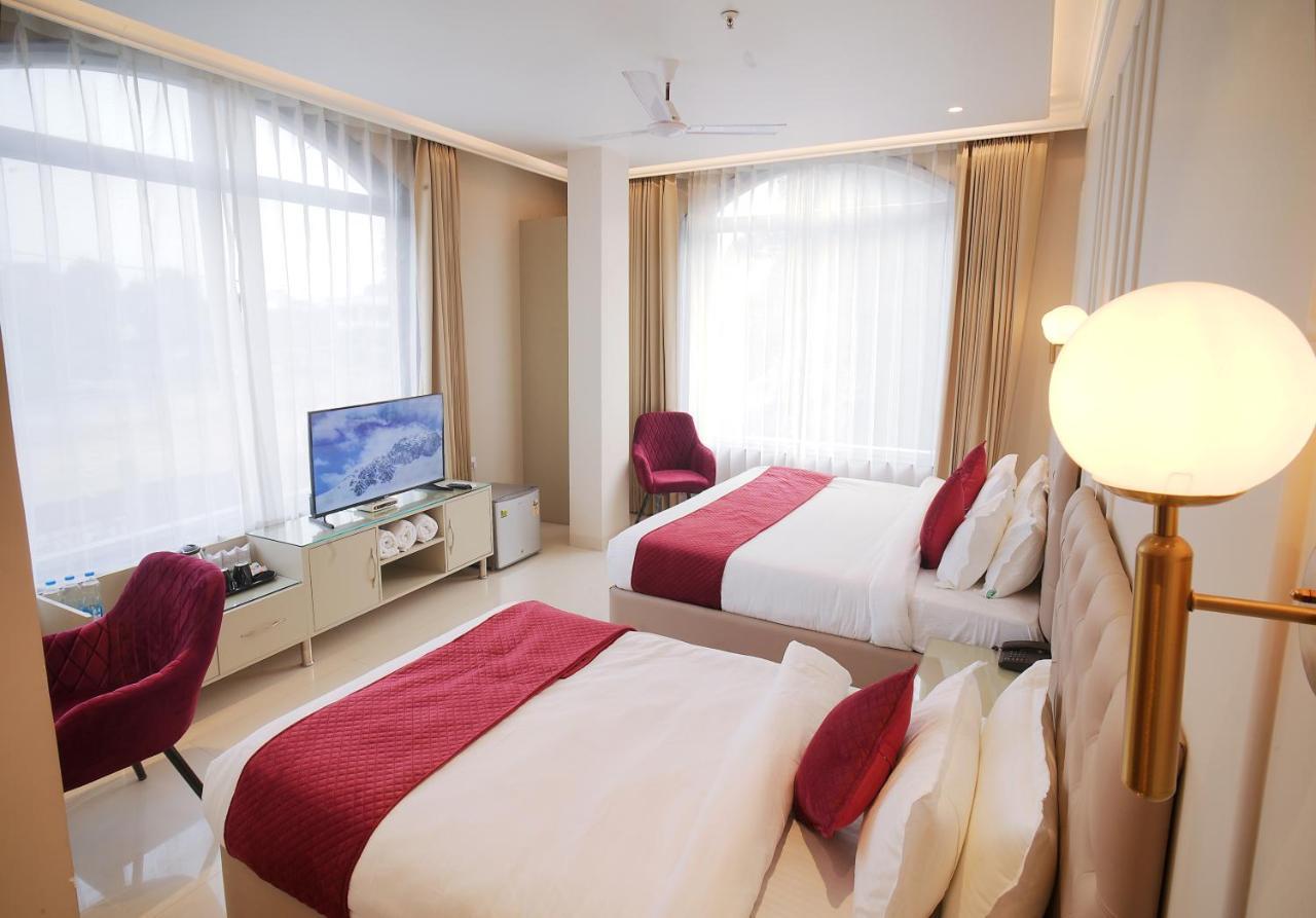 Hotel Green Land Heights อัมริตสา ภายนอก รูปภาพ
