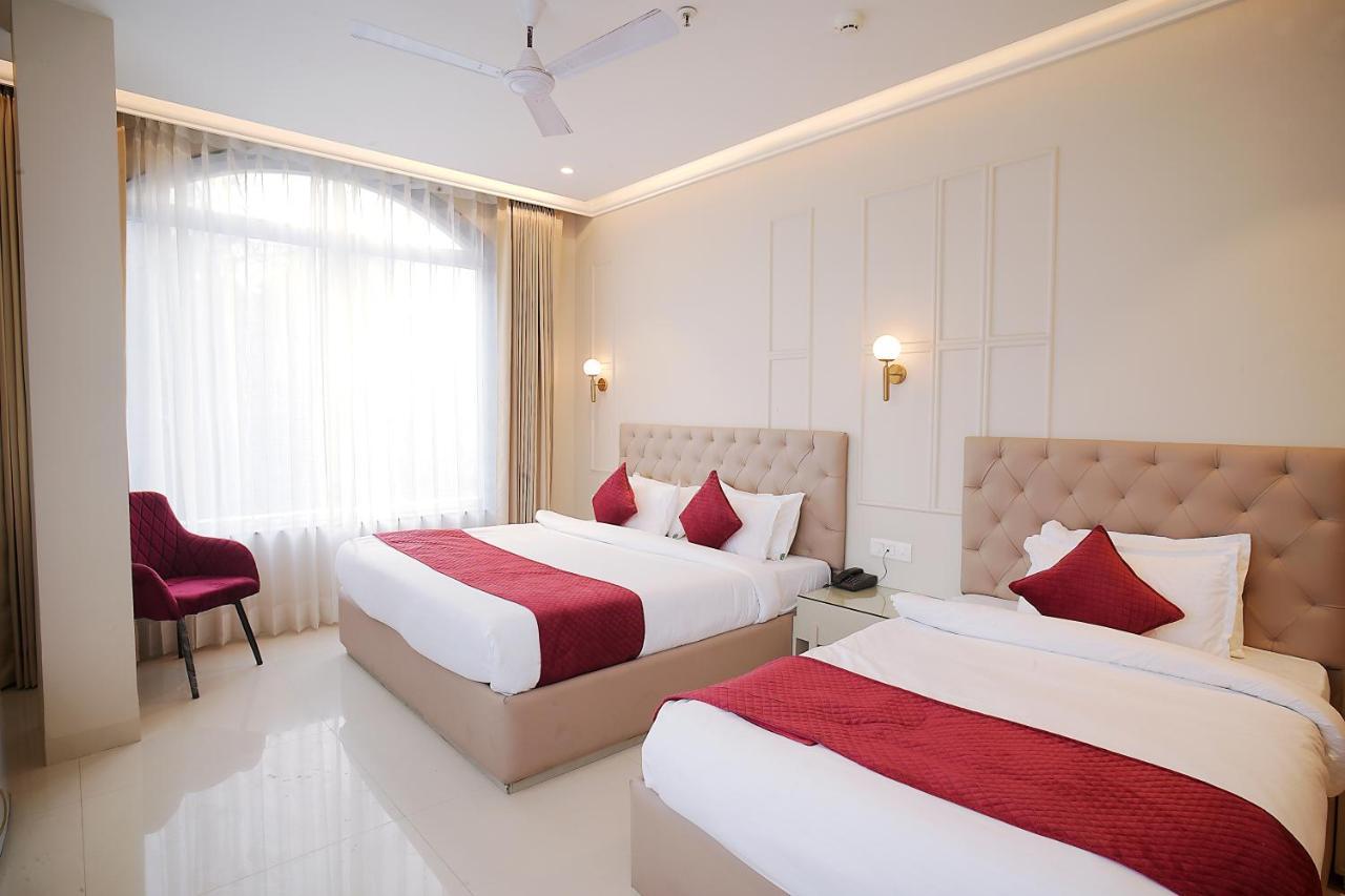 Hotel Green Land Heights อัมริตสา ภายนอก รูปภาพ